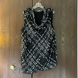 Dressbarn sleeveless black top with white circles. Size 3X.